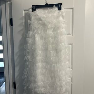 Size 2 & 4 White Strapless Dress.